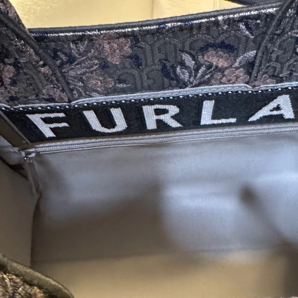 Furla Authentic Opportunity Tote Rare Floral Crossbody Strap & Dustbag NWT